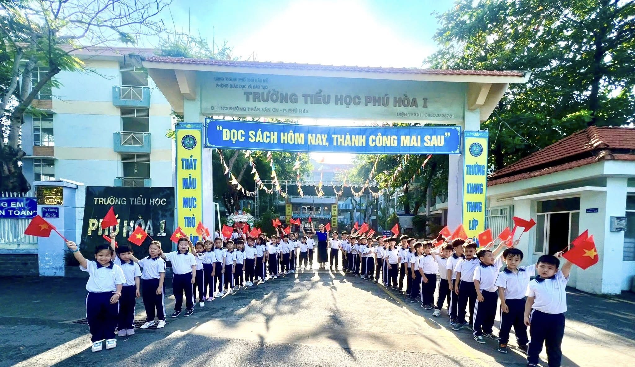 truong tieu hoc phu hoa